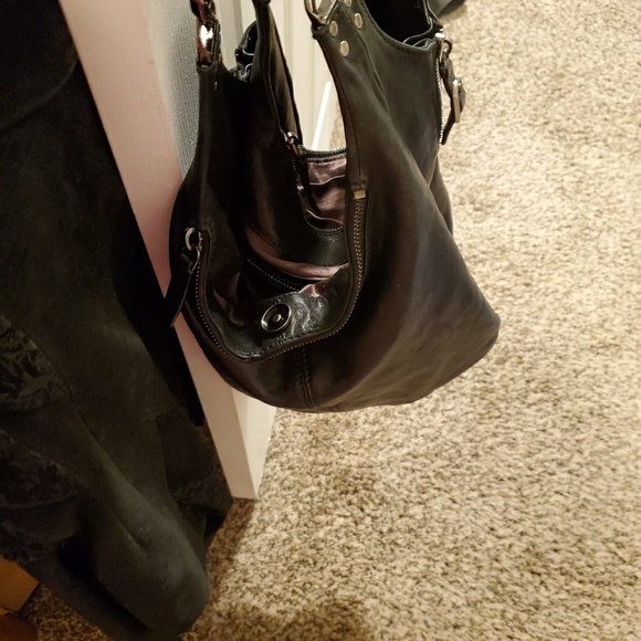 Boyy/ CLOSET CLOSING EVERYTHING MUST GO - Picture 3 of 7